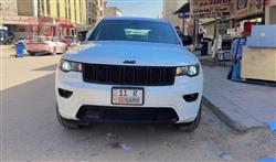 جیپ گراند شیرۆکی